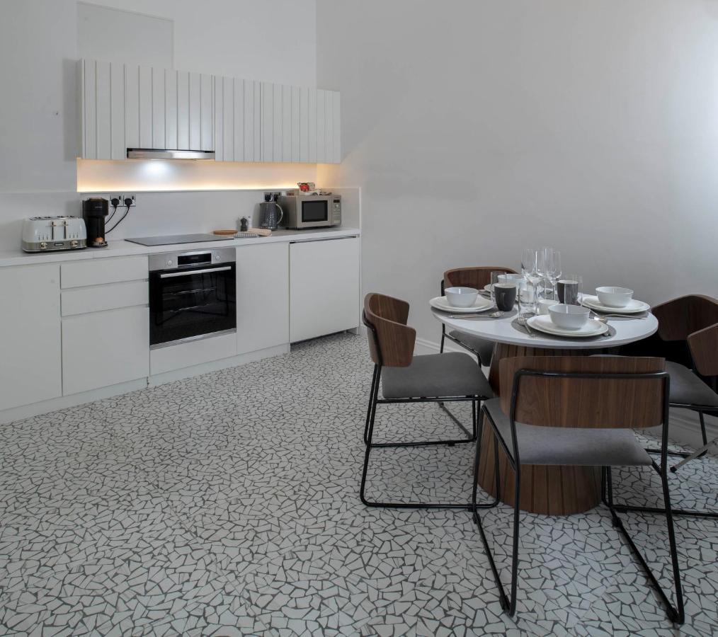 Trueman Court Luxury Serviced Apartments ลิเวอร์พูล ภายนอก รูปภาพ